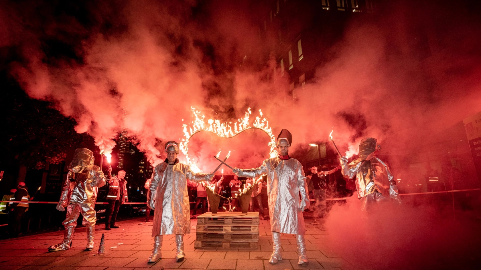 Mahnwache von Stahlarbeitern vor der EZB