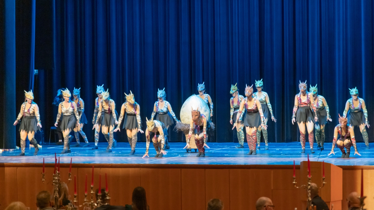 Showtanzgruppe_Lipstick