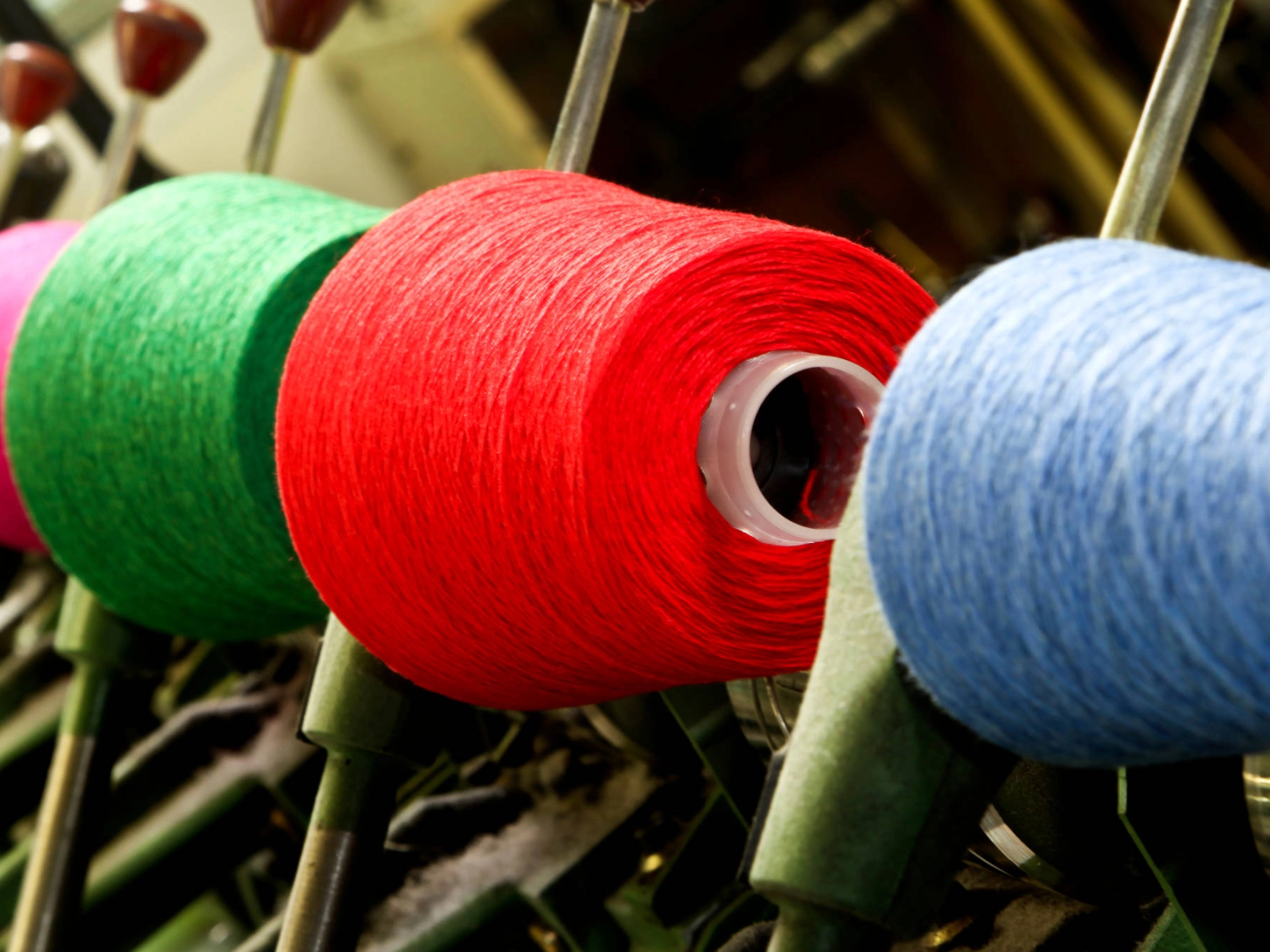 Bunte Garnrollen.
