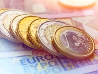 Bargeld auf einem Haufen