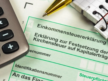 Mit der Lohnsteuer...