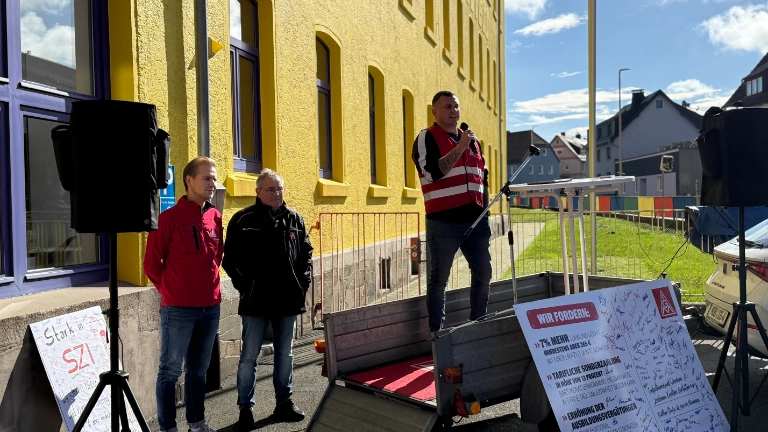 Warnstreik bei Faber-Castell Geroldsgrün 