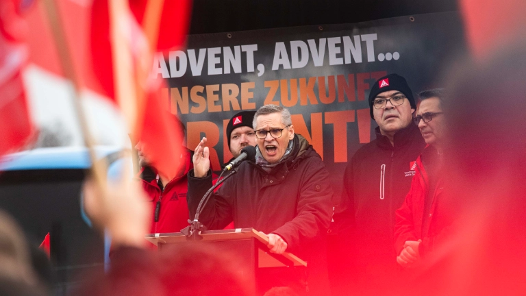 Kundgebung in Salzgitter ein deutliches Signal gegen den drohenden industriellen Kahlschlag und für die Sicherung industrieller Arbeitsplätze