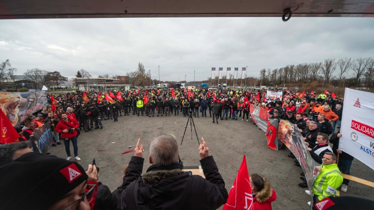 Kundgebung in Salzgitter ein deutliches Signal gegen den drohenden industriellen Kahlschlag und für die Sicherung industrieller Arbeitsplätze
